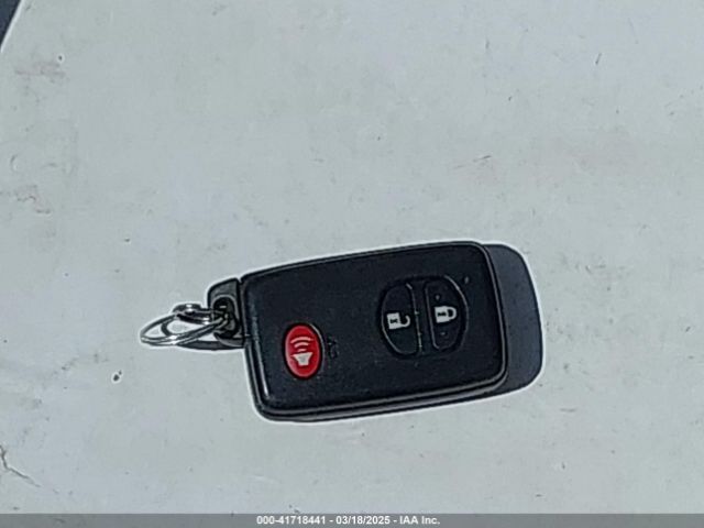 JTDZN3EU5E3311841 Toyota Prius V Three