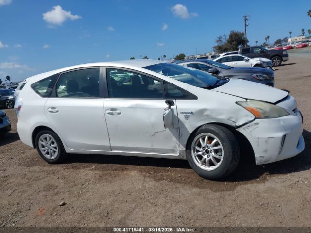 JTDZN3EU5E3311841 Toyota Prius V Three