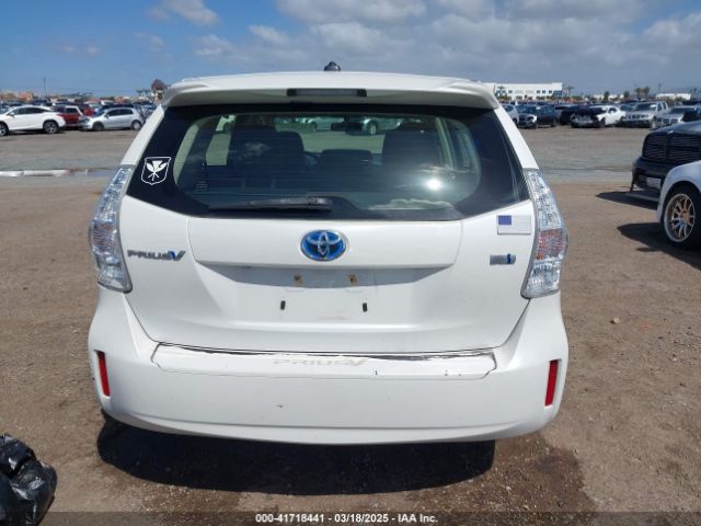 JTDZN3EU5E3311841 Toyota Prius V Three