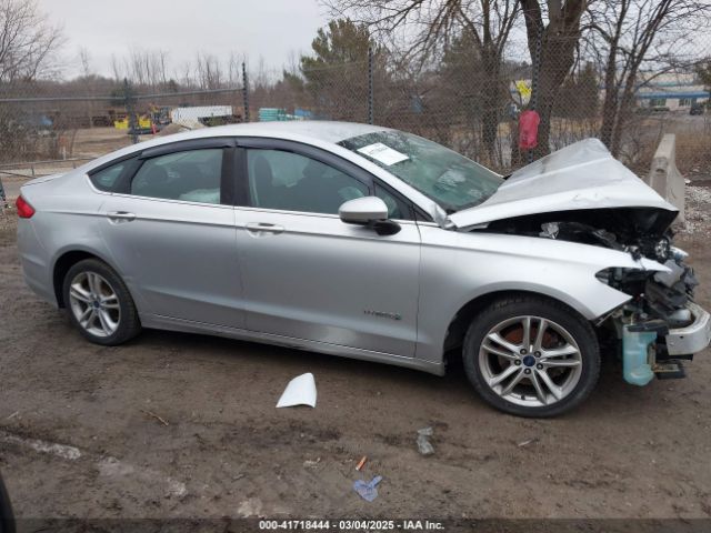 3FA6P0LU3JR141401 Ford Fusion Hybrid Se