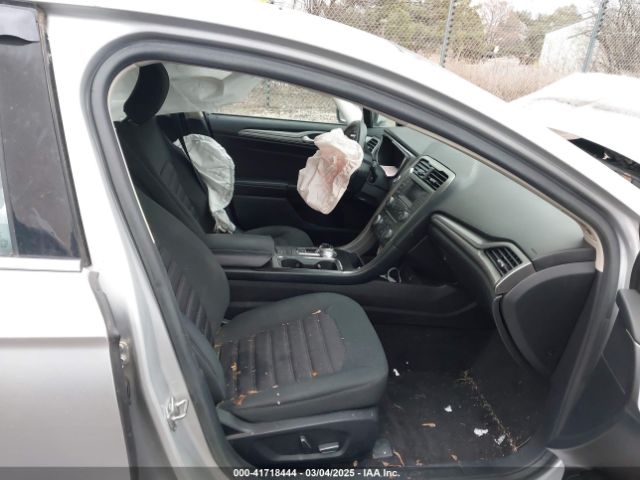 3FA6P0LU3JR141401 Ford Fusion Hybrid Se
