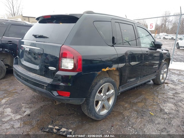 Jeep Compass Latitude 4x4 2017 1C4NJDEB4HD107948 Image 4