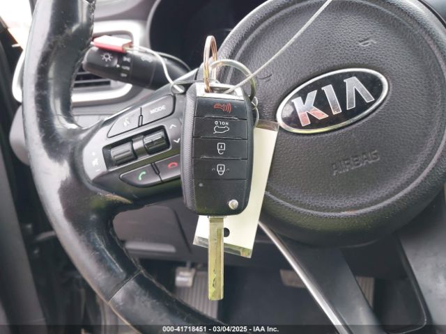 5XYPG4A31HG202877 KIA Sorento 2.4l Lx