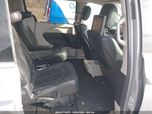 2C4RC1EG7JR121562 Chrysler Pacifica Touring L Plus