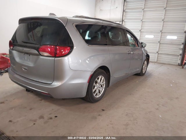 Chrysler Pacifica Touring L 2020 2C4RC1BG0LR165863 Image 4
