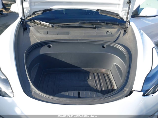 2023 TESLA MODEL 3 5YJ3E1EA0PF503352 Photo 9
