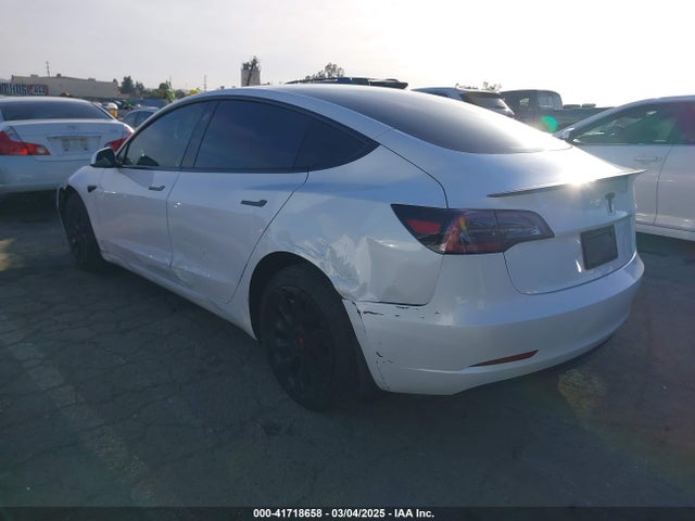 2023 TESLA MODEL 3 5YJ3E1EA0PF503352 Photo 2