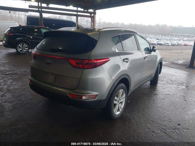 KNDPMCAC5K7607602 KIA Sportage Lx