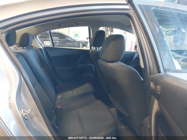 Aukcja sprzedaży 2011 Mazda Mazda3 I Sport, vin: JM1BL1UG2B1492573, numer aukcji: 41718773