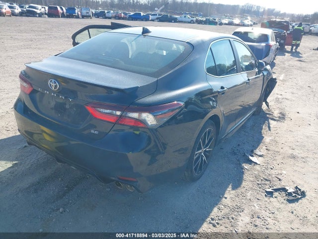 4T1T11AK6MU402597 Toyota CAMRY SE