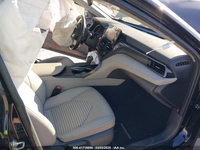 4T1T11AK6MU402597 Toyota CAMRY SE