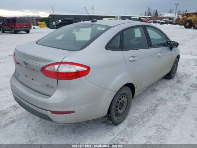 3FADP4BJ7HM129605 Ford FIESTA SE