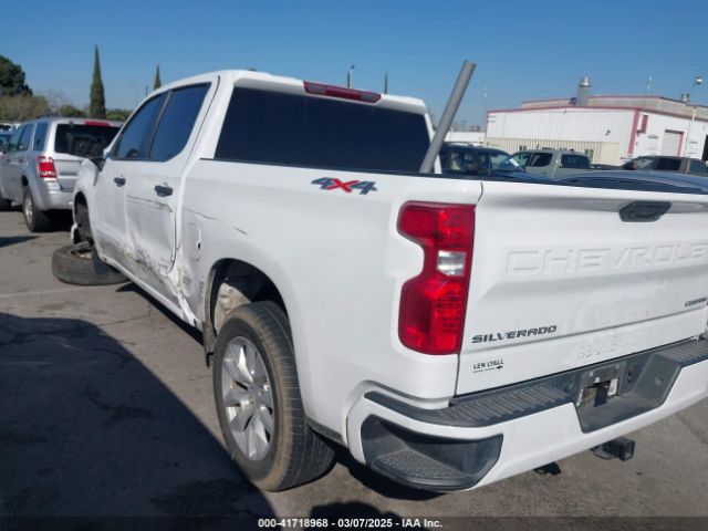 1GCPDBEK2NZ627732 Chevrolet Silverado 1500 4wd  Short Bed Custom