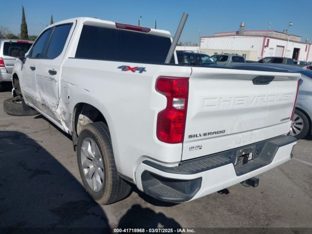1GCPDBEK2NZ627732 Chevrolet Silverado 1500 4wd  Short Bed Custom