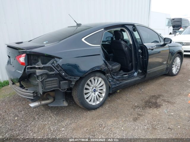 3FA6P0SU9ER256754 Ford Fusion Energi Titanium