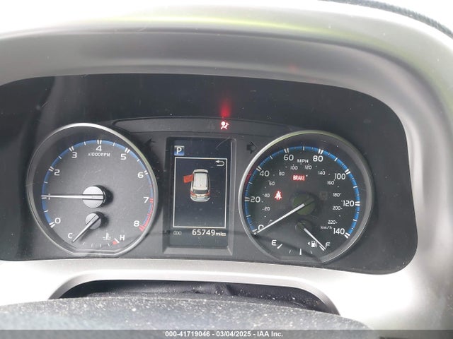 Toyota RAV4 LE 2018 JTMZFREV5JJ182742 Image 7