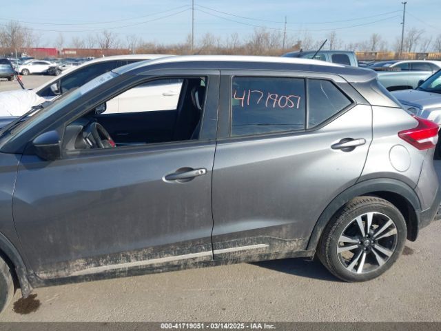 3N1CP5CU5JL503485 Nissan KICKS SR