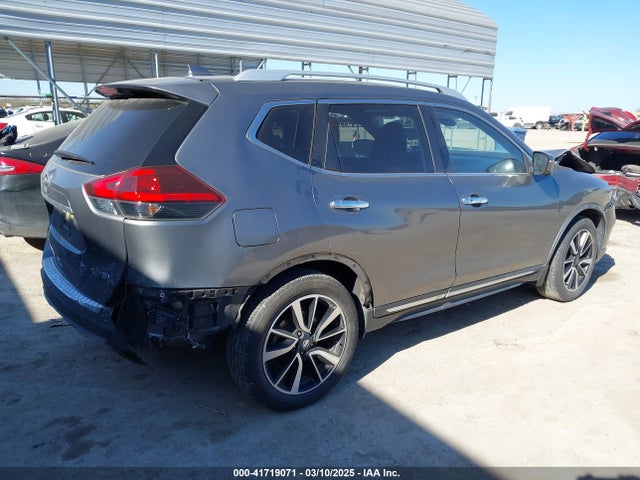 JN8AT2MT6JW469253 Nissan Rogue Sl