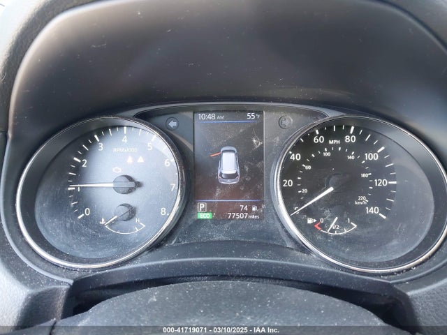 JN8AT2MT6JW469253 Nissan Rogue Sl