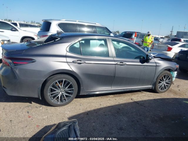 4T1G11AK8PU781060 Toyota CAMRY SE