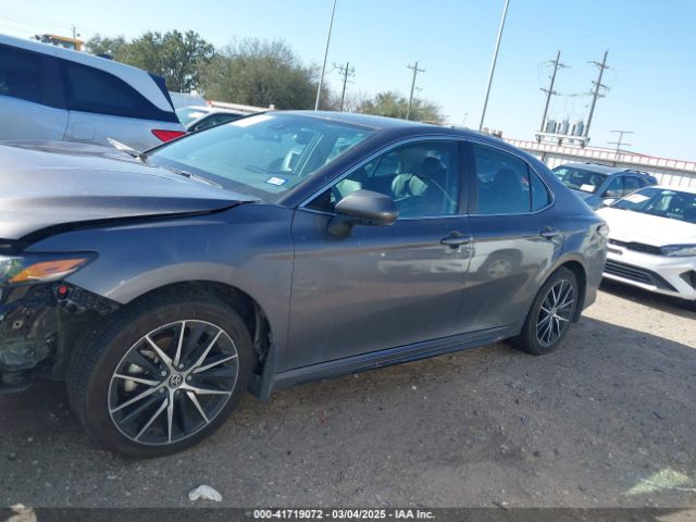 4T1G11AK8PU781060 Toyota CAMRY SE