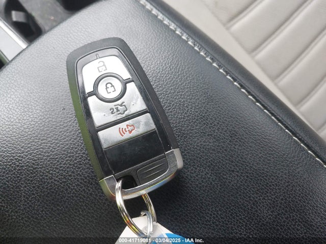 Ford FUSION SE 2020 3FA6P0T96LR263409 Image 11