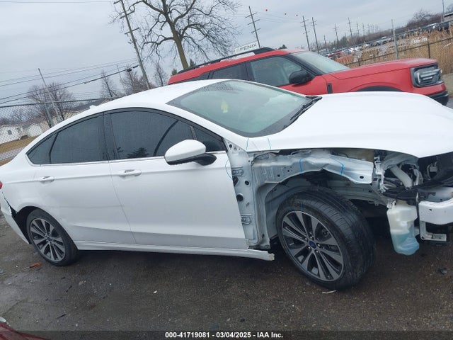 Ford FUSION SE 2020 3FA6P0T96LR263409 Image 14