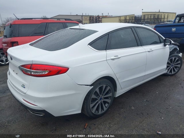 Ford FUSION SE 2020 3FA6P0T96LR263409 Image 4