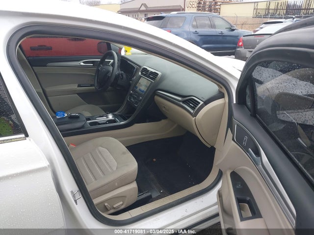 Ford FUSION SE 2020 3FA6P0T96LR263409 Image 5