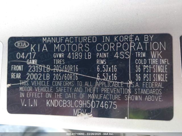 KNDCB3LC9H5074675 KIA NIRO LX