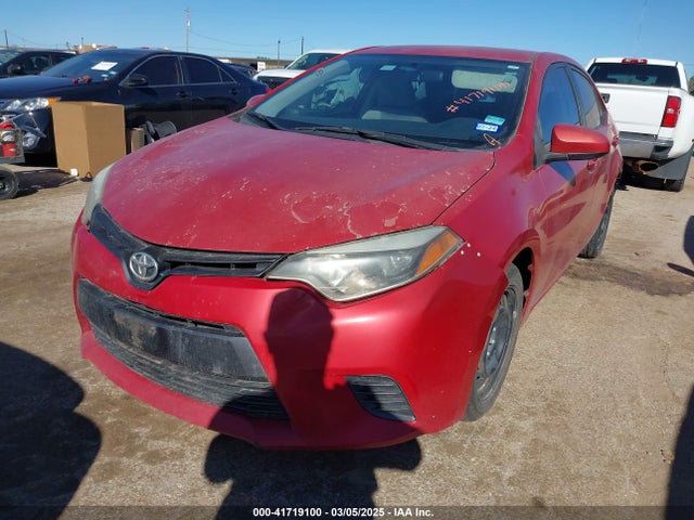 Toyota COROLLA LE 2015 5YFBURHE2FP227335 Image 2