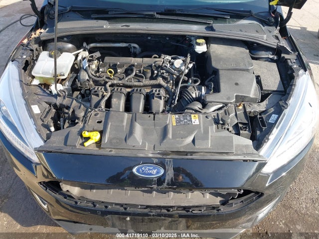 Ford FOCUS SE 2018 1FADP3K20JL332359 Image 10