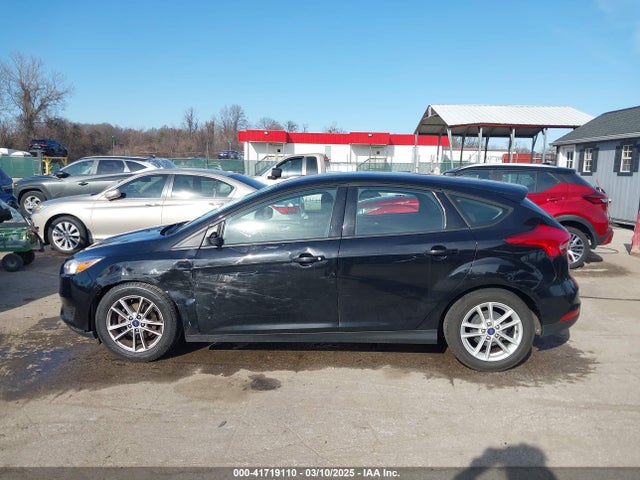 Ford FOCUS SE 2018 1FADP3K20JL332359 Image 14