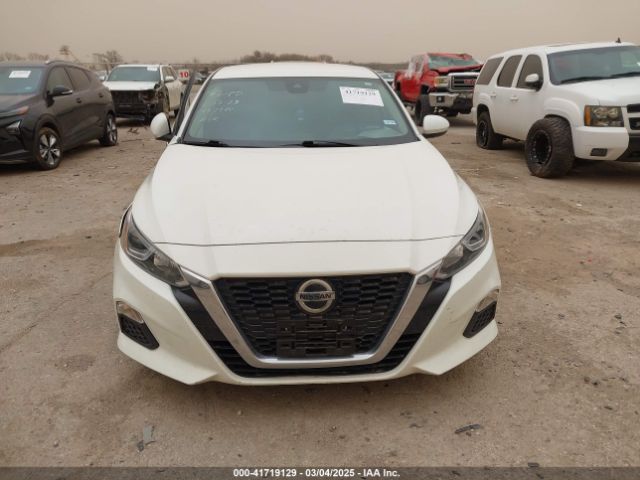 1N4BL4BVXMN413252 Nissan Altima S Fwd