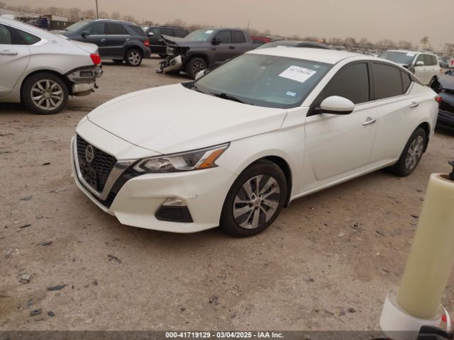 1N4BL4BVXMN413252 Nissan Altima S Fwd