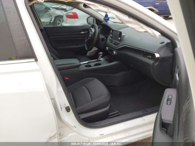 1N4BL4BVXMN413252 Nissan Altima S Fwd