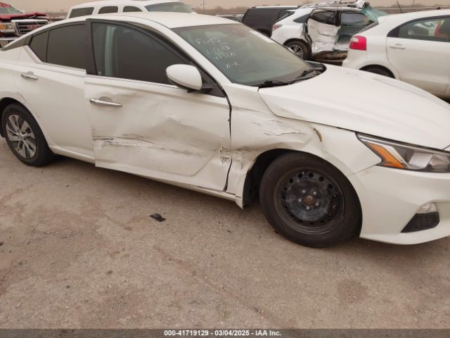 1N4BL4BVXMN413252 Nissan Altima S Fwd
