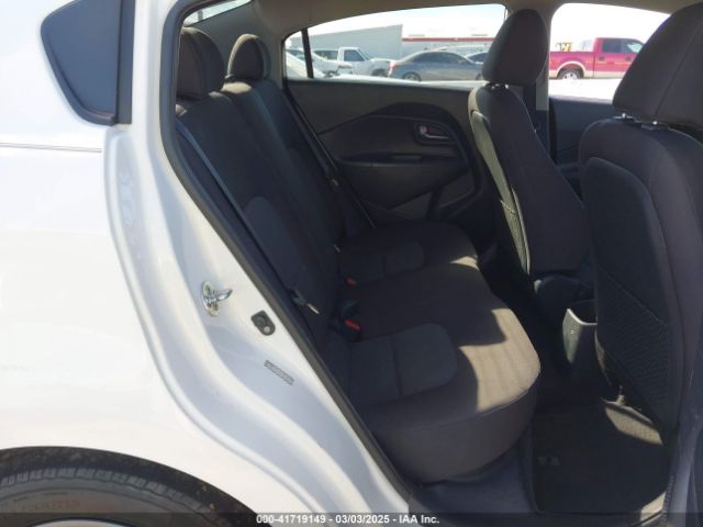 KNADM4A39G6586904 KIA RIO LX