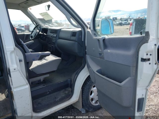 1999 VOLKSWAGEN EUROVAN WV2EH8701XH001058 Photo 4