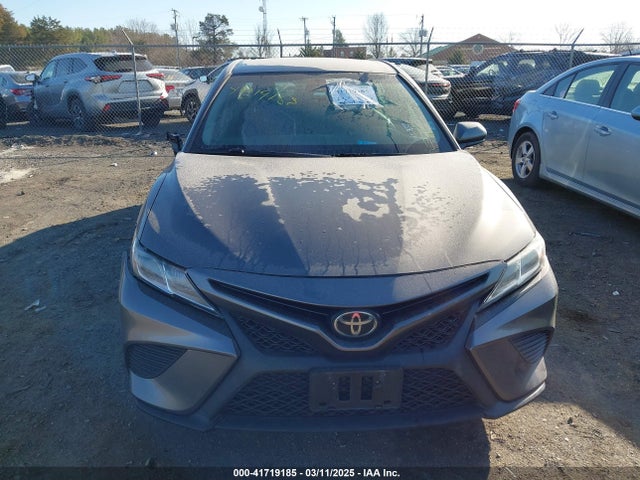 4T1B11HK7JU637152 Toyota CAMRY SE