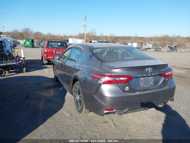 4T1B11HK7JU637152 Toyota CAMRY SE