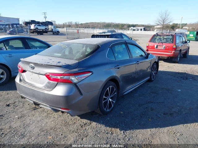 4T1B11HK7JU637152 Toyota CAMRY SE