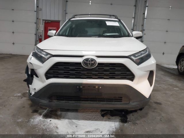 2T3P1RFV9RW488635 Toyota Rav4 Xle