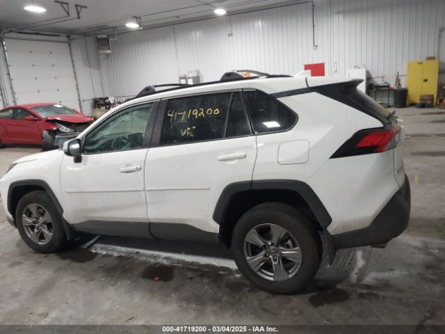 2T3P1RFV9RW488635 Toyota Rav4 Xle