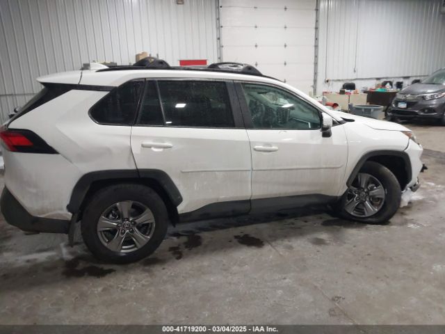 2T3P1RFV9RW488635 Toyota Rav4 Xle