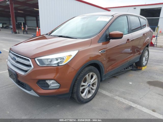 1FMCU0GD8HUE74675 Ford ESCAPE SE