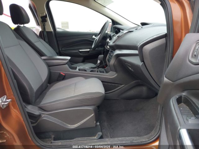 1FMCU0GD8HUE74675 Ford ESCAPE SE