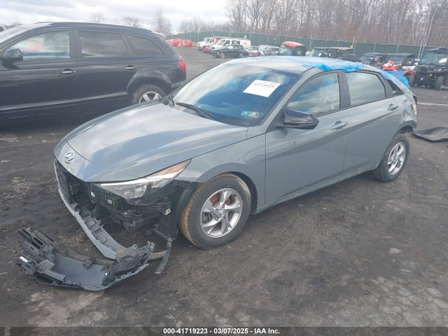 KMHLL4AG1MU213105 Hyundai ELANTRA SE