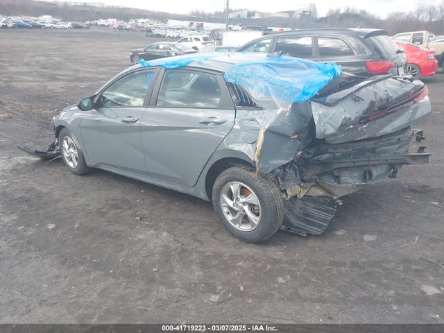 KMHLL4AG1MU213105 Hyundai ELANTRA SE