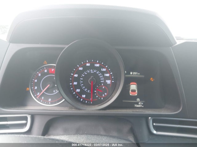 KMHLL4AG1MU213105 Hyundai ELANTRA SE